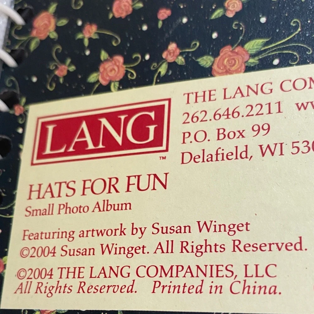 🇺🇸 3/$10 SALE - LANG Red and Blue Hat Design Photo Album unused NWOT